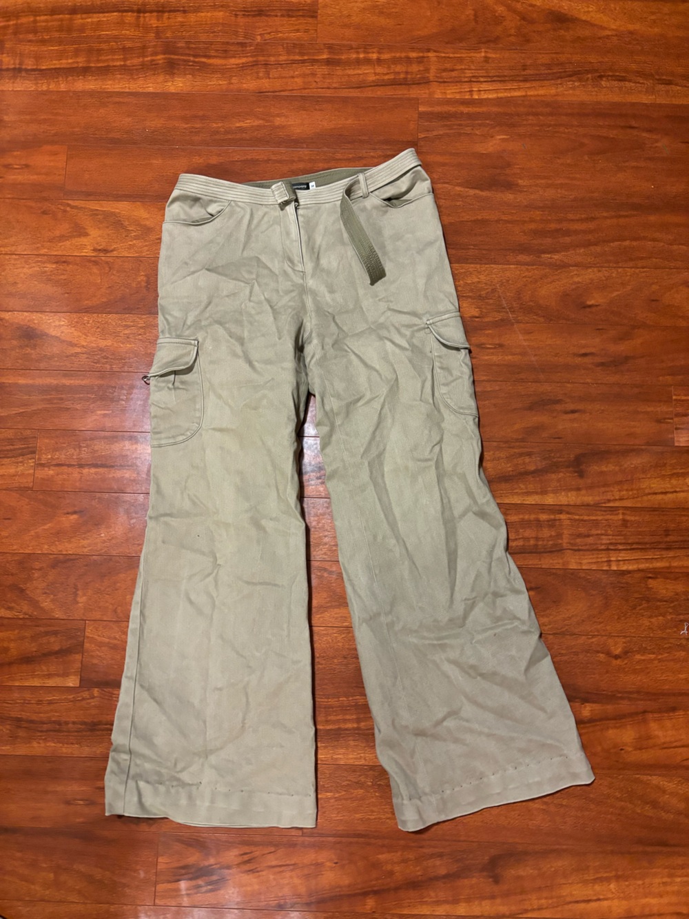 Women's Olive Green Cargo Joggers with Utility Pockets